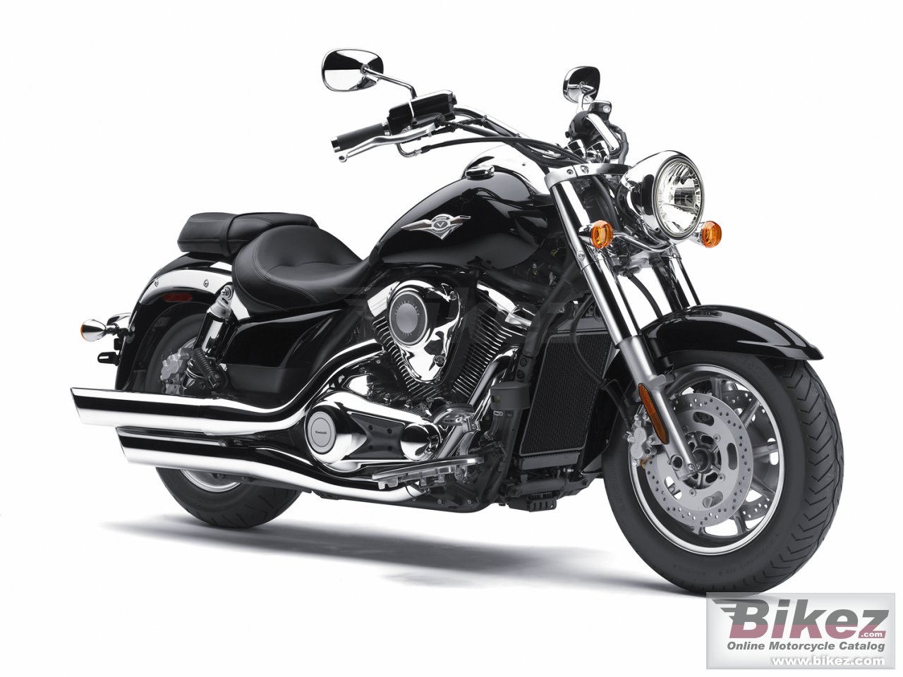 Big Kawasaki vulcan 1700 classic picture and wallpaper from Bikez.com